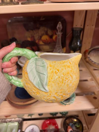 Keramikkanna i citronform