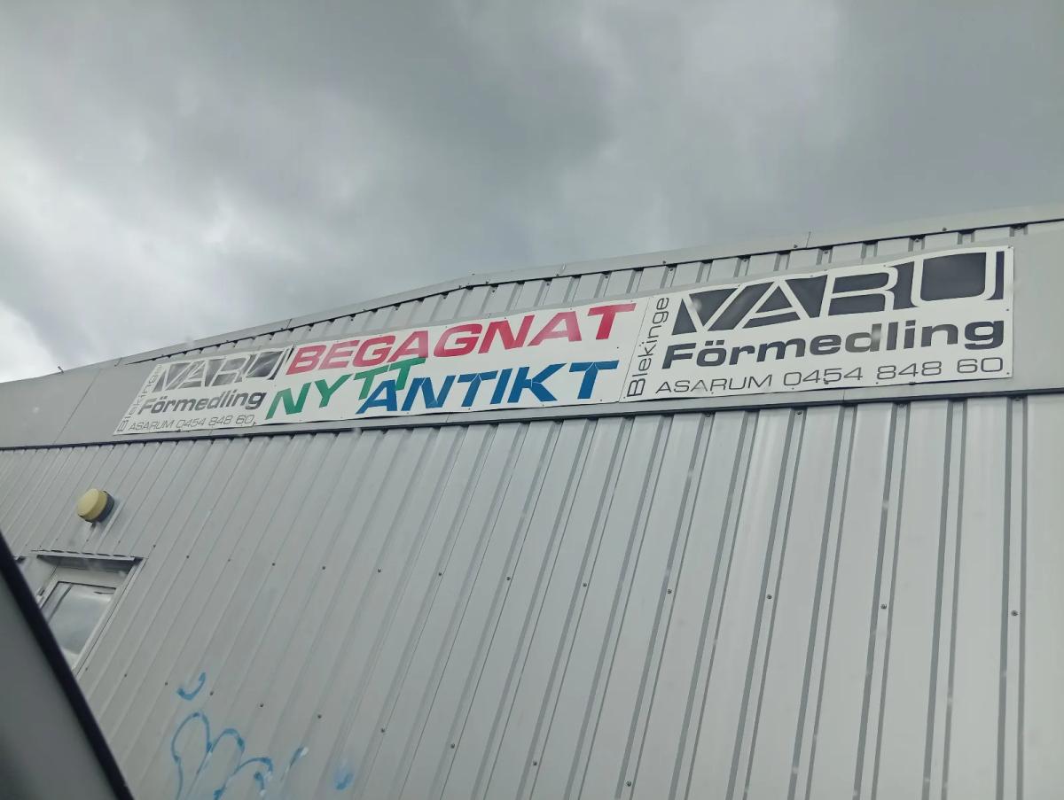 Blekinge Varuförmedling / Loppis i Asarum 1