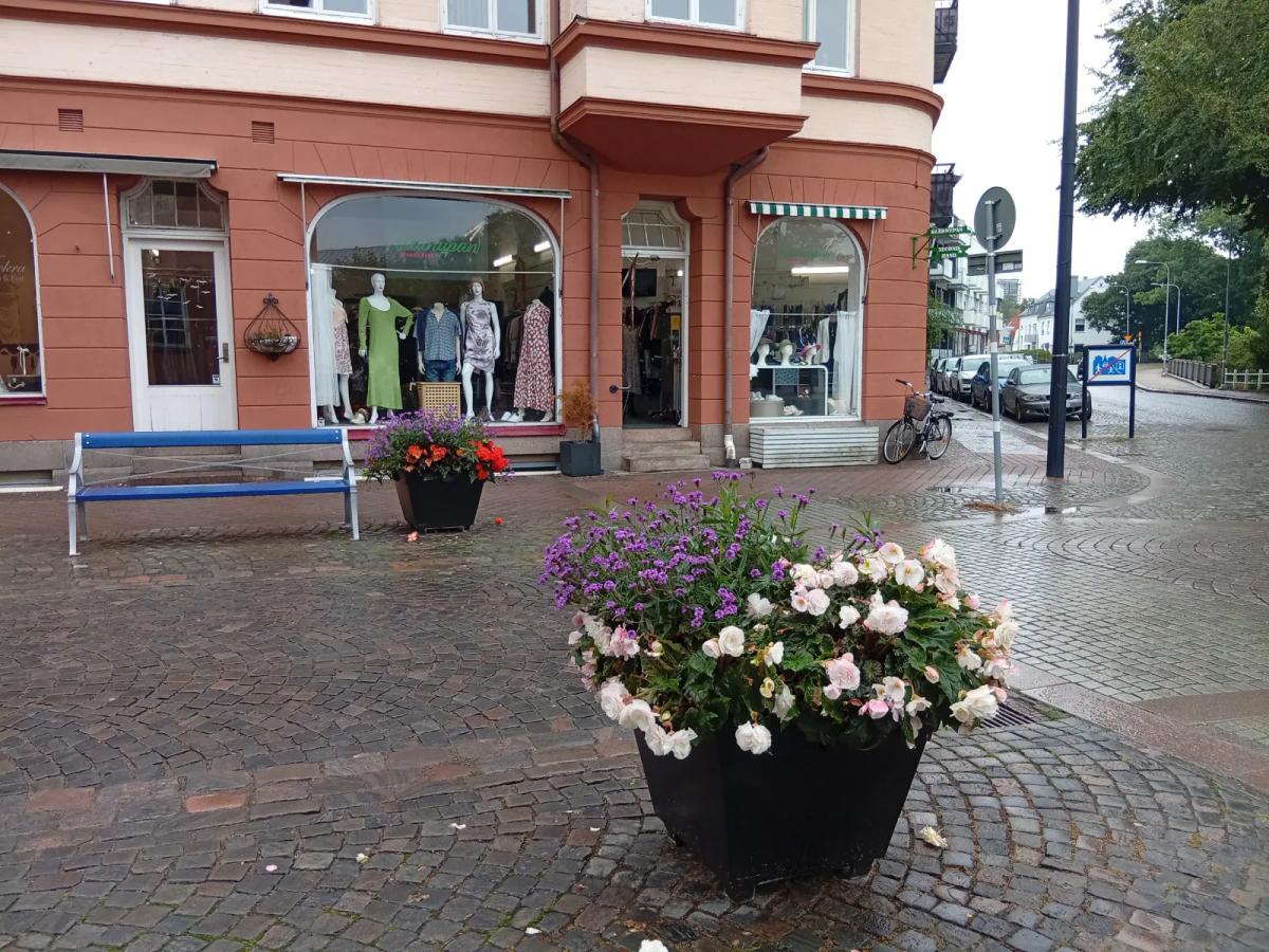 Klädnypan secondhand. 1