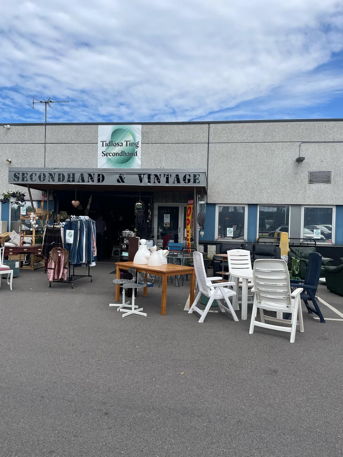 Tidlösa Ting Secondhand 11
