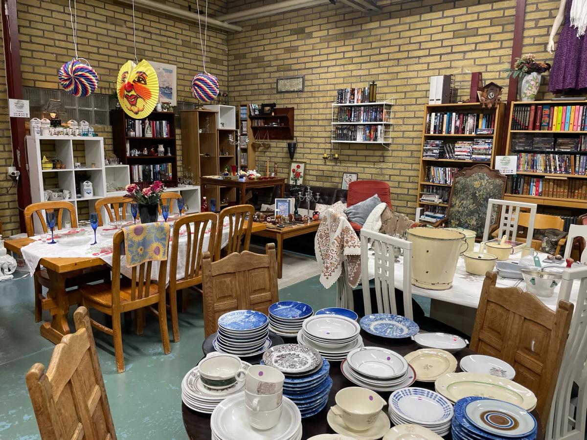 Tidlösa Ting Secondhand 10