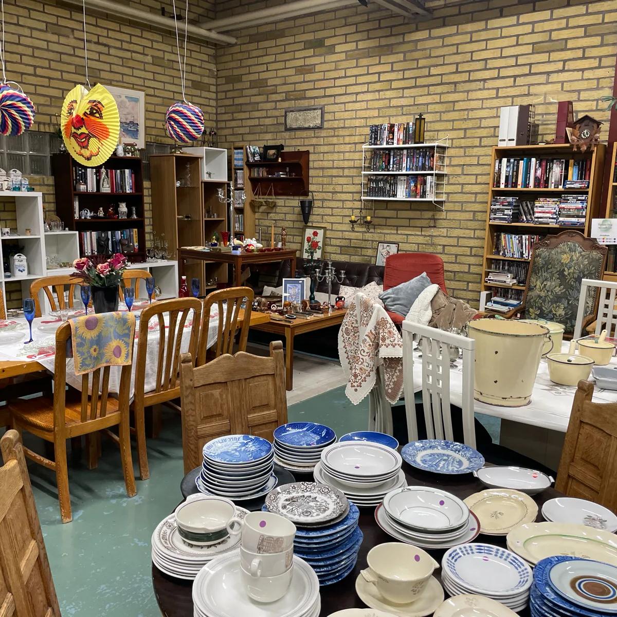 Tidlösa Ting Secondhand 10