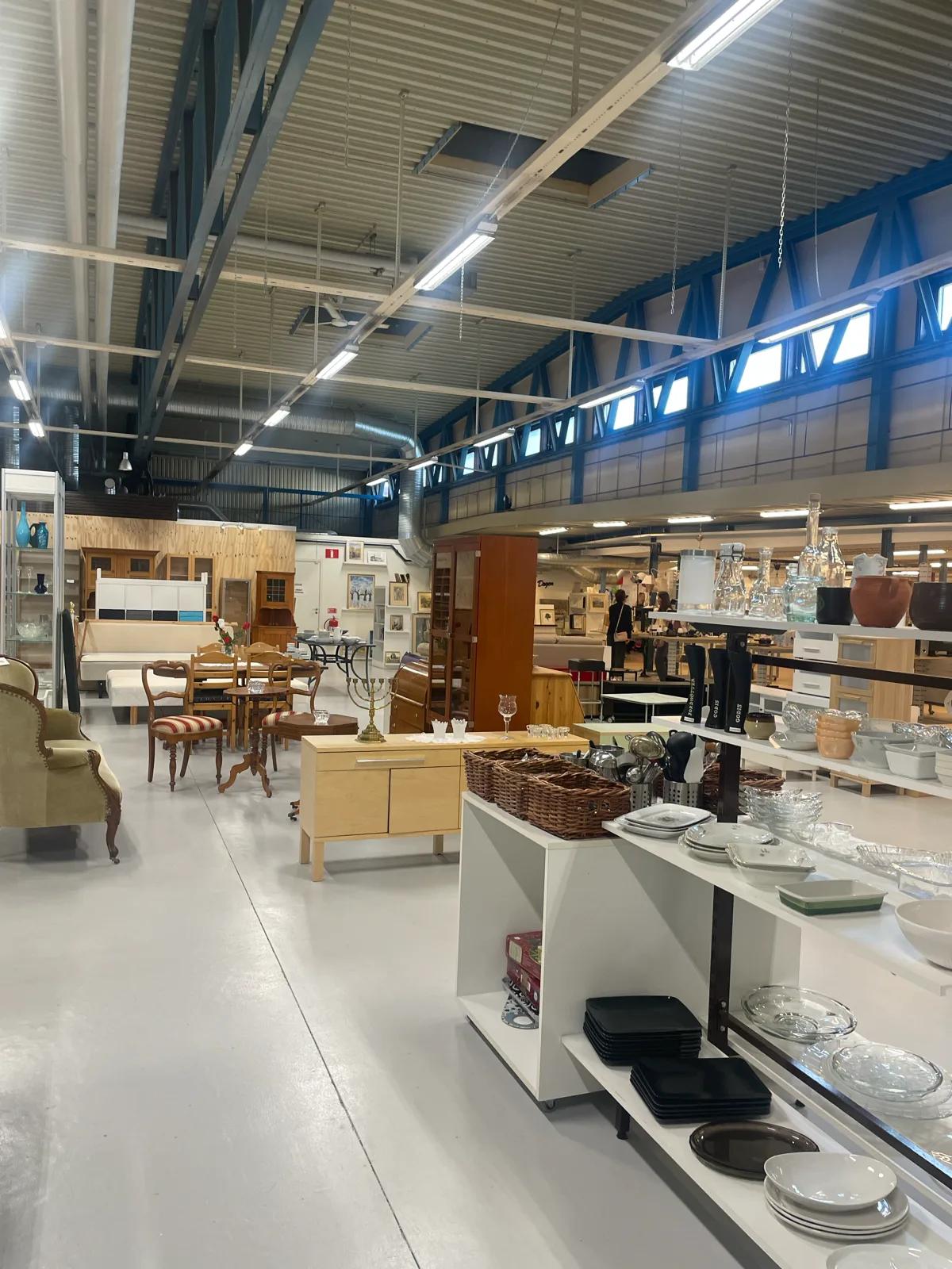 Röda Korset Second Hand Arabygatan 1