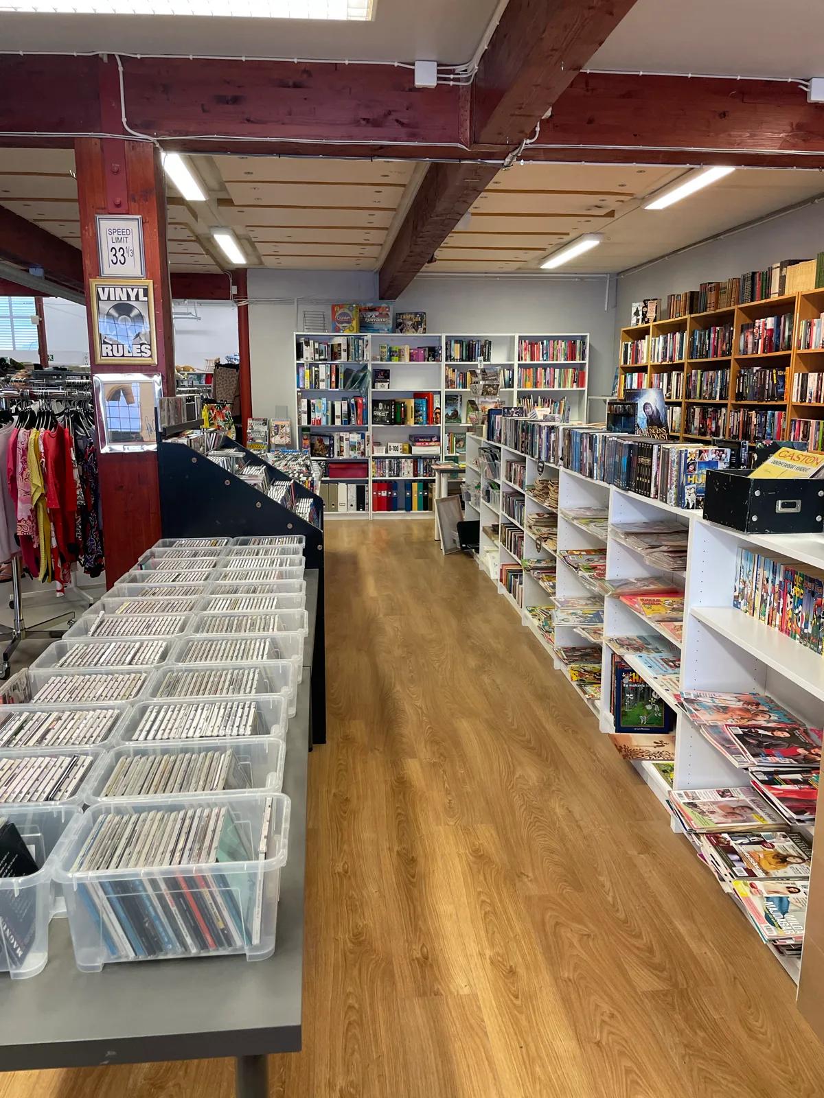 Majas Stöd Mot Barncancer Secondhand 3