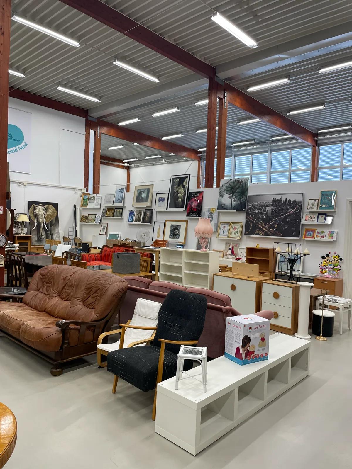Majas Stöd Mot Barncancer Secondhand 2