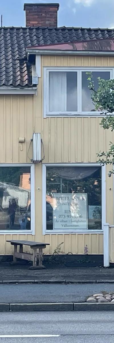 The shop 1