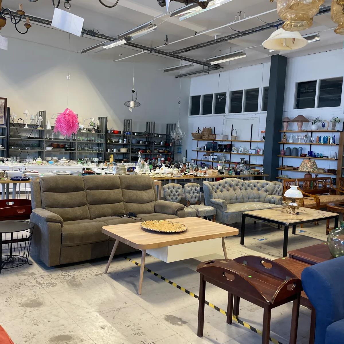 Fyndfabriken second hand Landskrona 1