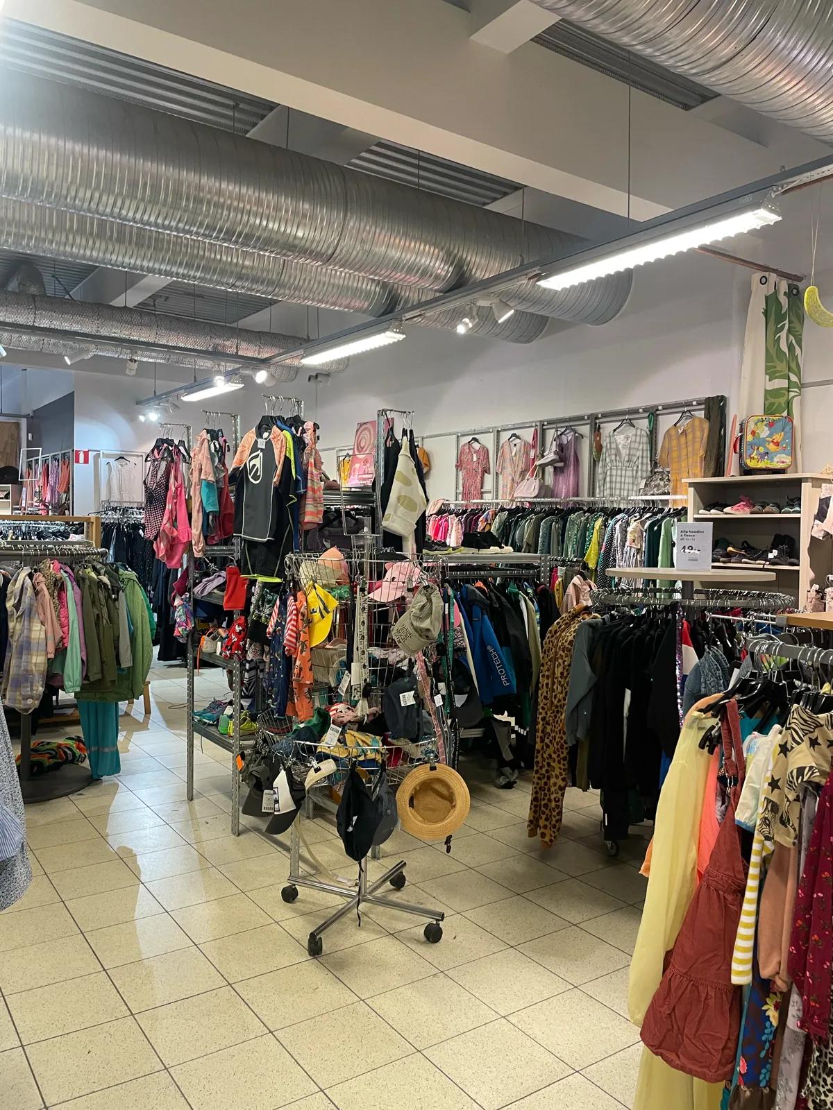 Myrorna - Second hand Halmstad 3