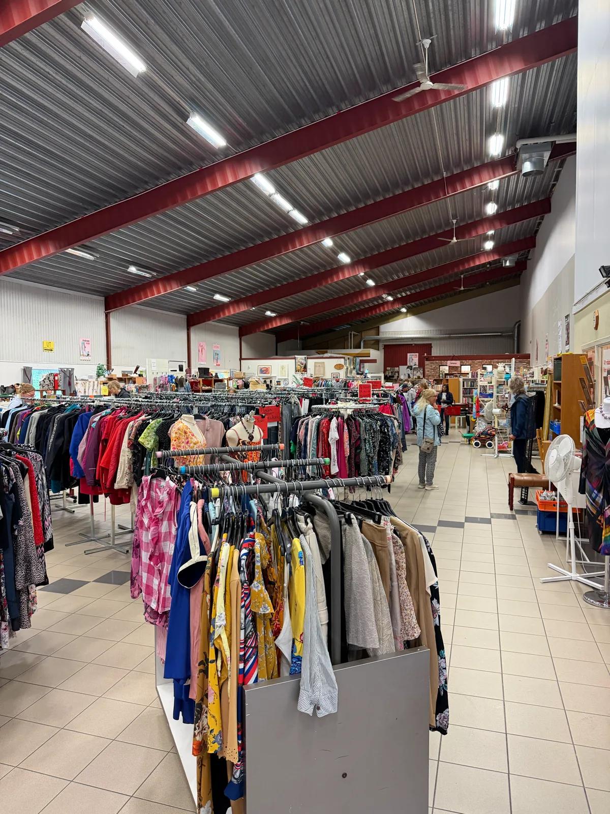 Röda Korset Secondhand Falkenberg 1