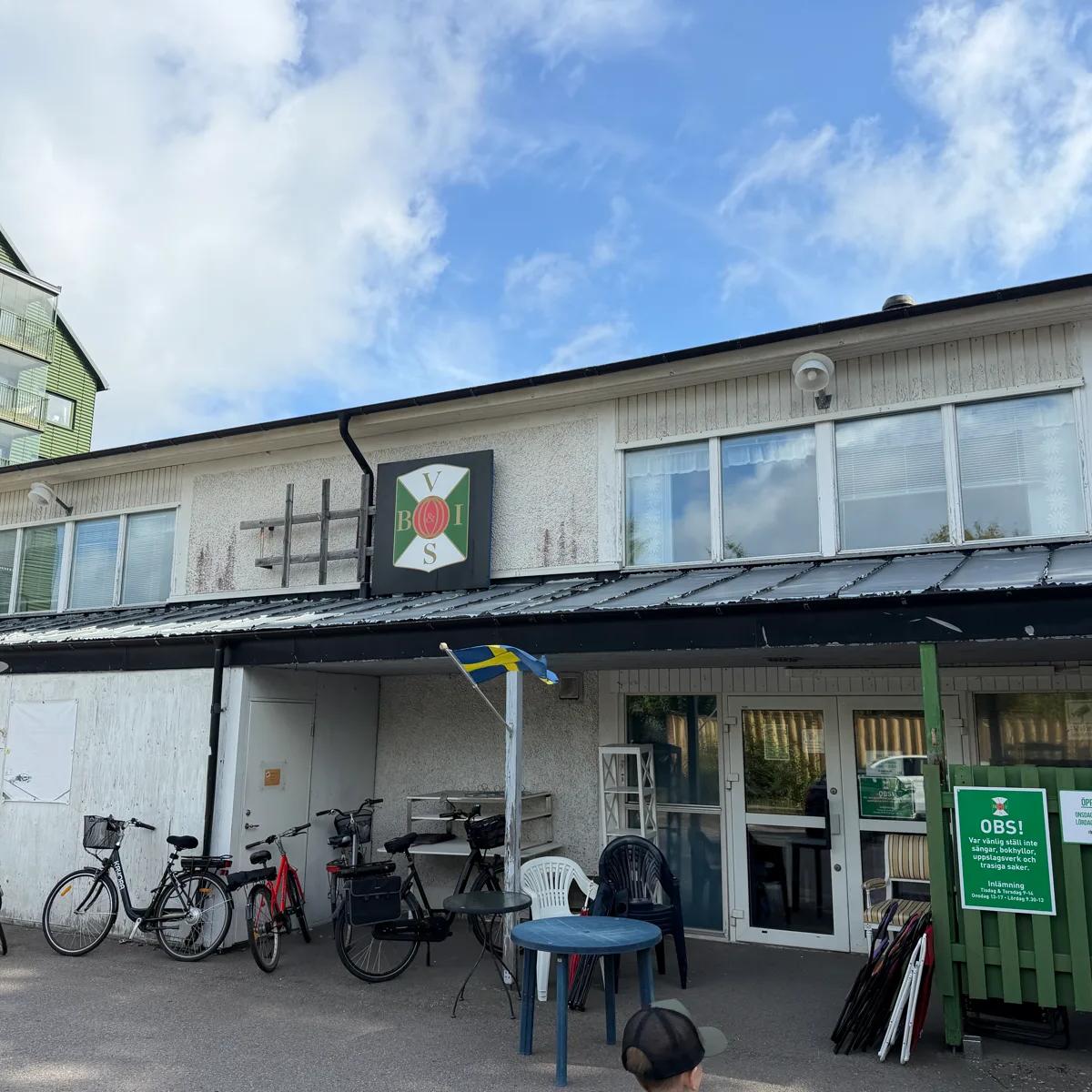 Bois Second Hand Jonstaka 1